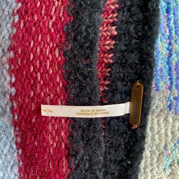 Free People Sweater - Picture 1 of 3